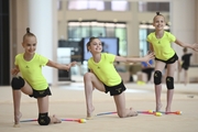 Gymnasts from Belgorod during an exercise with clubs