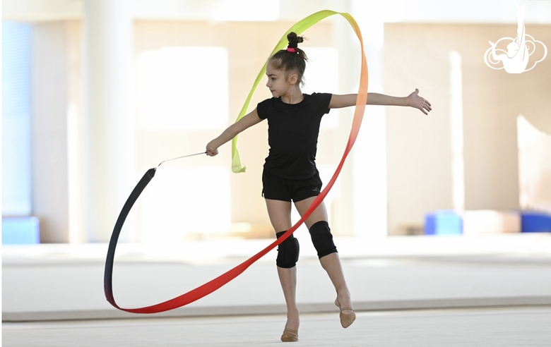 Ksenia Savinova during an exercise with a ribbon