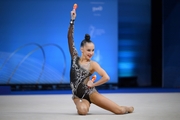 Mariia Borisova during an exercise with clubs