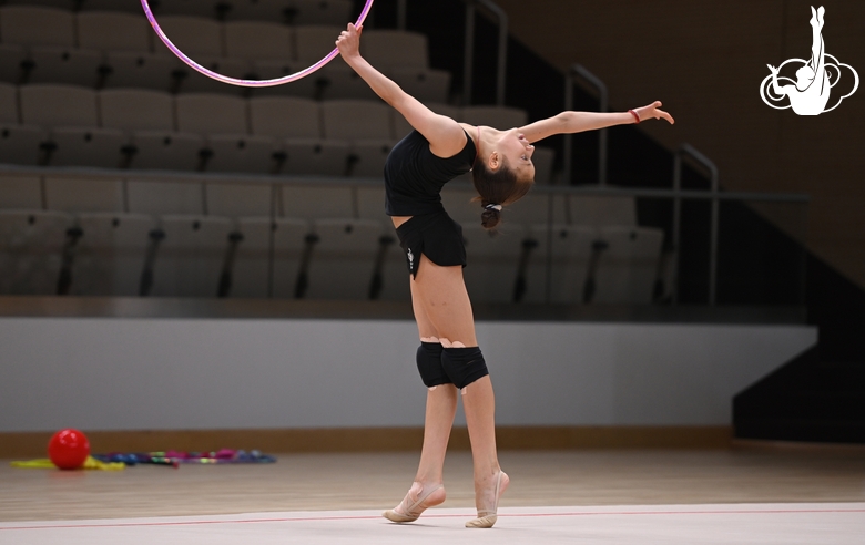 Karolina Tarasova during an exercise with a hoop during floor testing