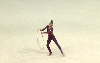 "Perform for pleasure, for pleasure. Fight!"