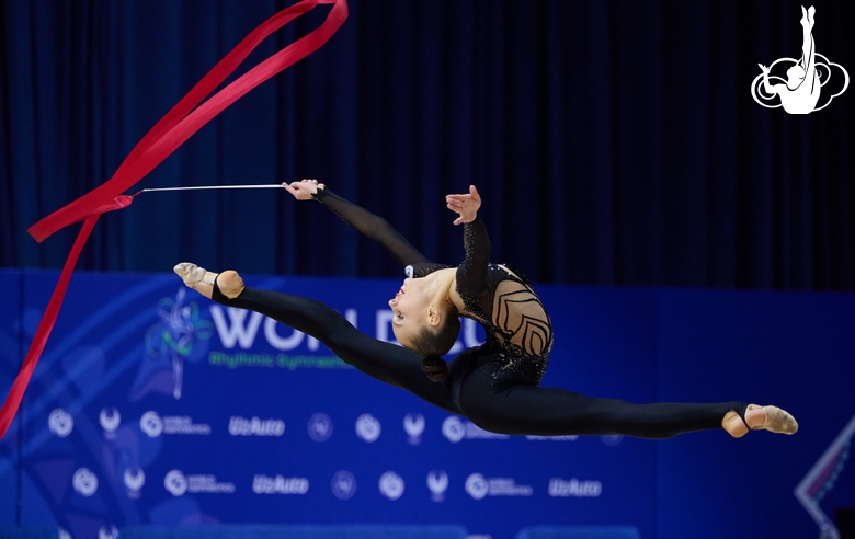 Mariia Borisova during an exercise with ribbon