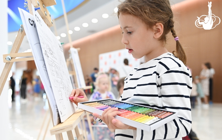 Young Academy guest in the drawing area