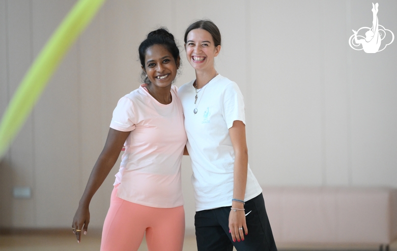 Coaches Pooja Surve and Elizaveta Chernova