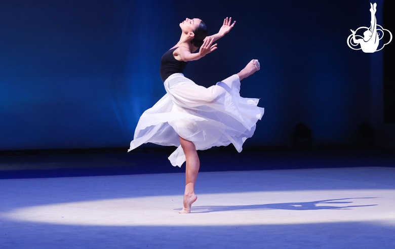 Lala Kramarenko during the Yin and Yang routine