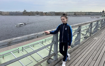 Алеся Найфонова отправилась на прогулку по Санкт-Петербургу