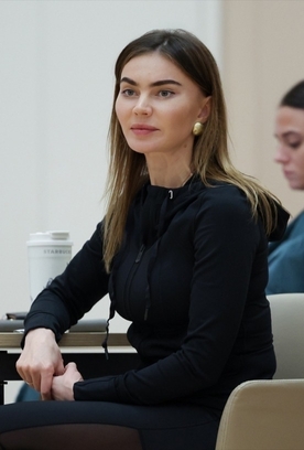 Алина Кабаева поработала с гимнастками Академии