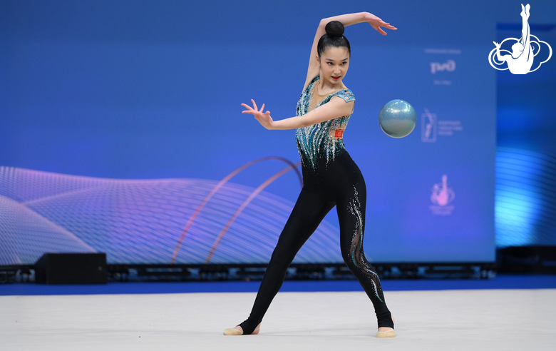 Asema Omurbekova during an exercise with a ball