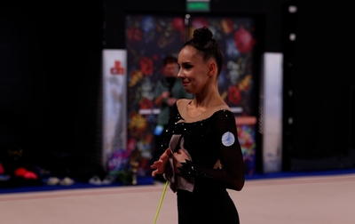 Alina Kabaeva helps Mariia Borisova to cope with anxiety