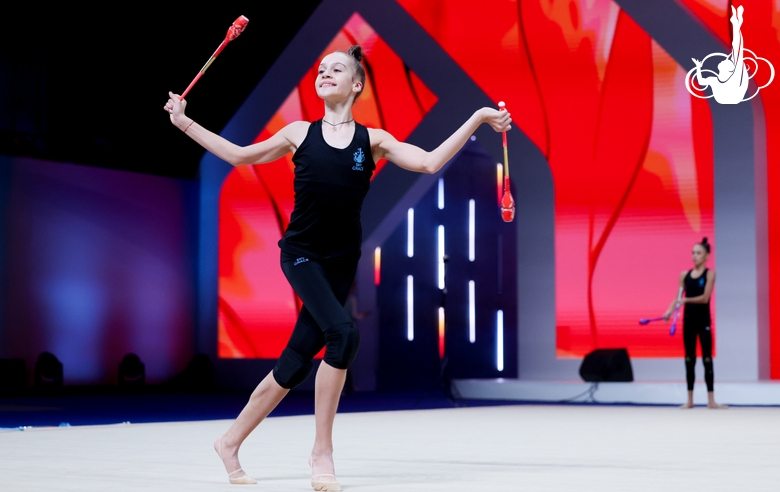 Miroslava Monina during floor testing