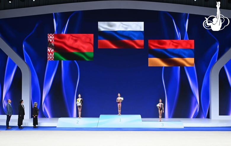 Awards giving to pre-juniors in individual events