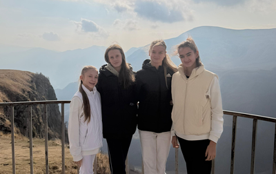 После выступлений на турнире New Look Cup гимнастки побывали на Военно-Грузинской дороге