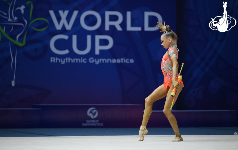 Eva Kononova during an exercise with clubs