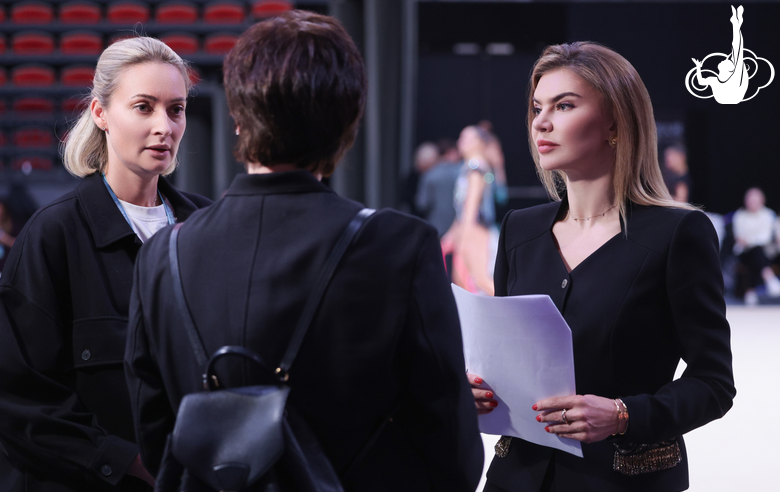 November 14, 2025. Academy group team’s coach Anna Ustsova and Olympic champion Alina Kabaeva during the Sky Grace Cup International Tournament and Beijing Top Open 2025
