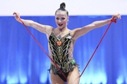 Milena Shchenyatskaya during an exercise with a jump rope