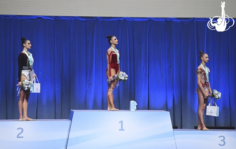 Alina Harnasko, Lala Kramarenko and Diana Chugunikhina at the awards ceremony