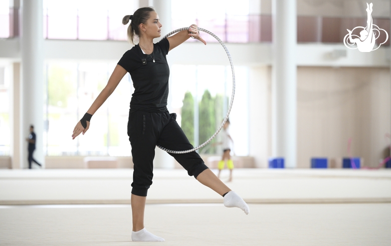 Dina Averina during the training session in the Academy