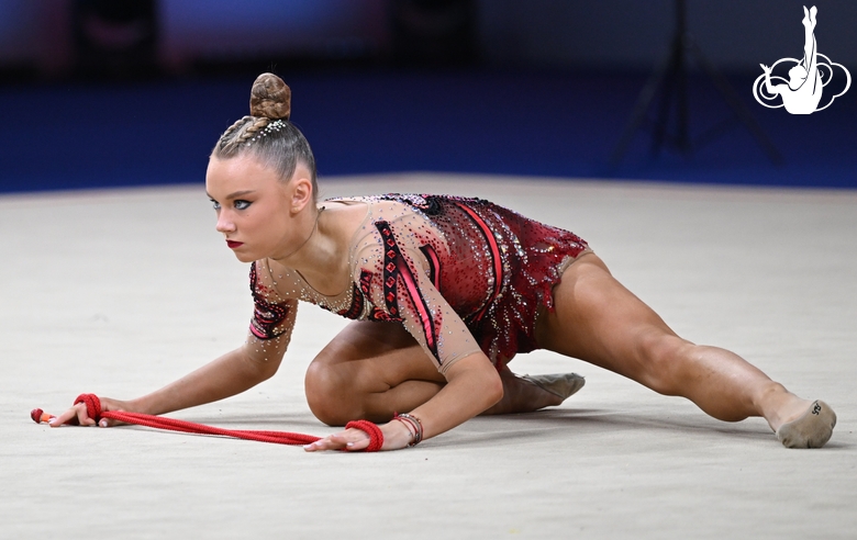 Alisa Medvedeva during the rope exercise