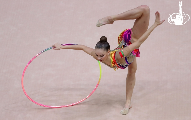 Exercise with a hoop. Anastasia Salos (Belarus)