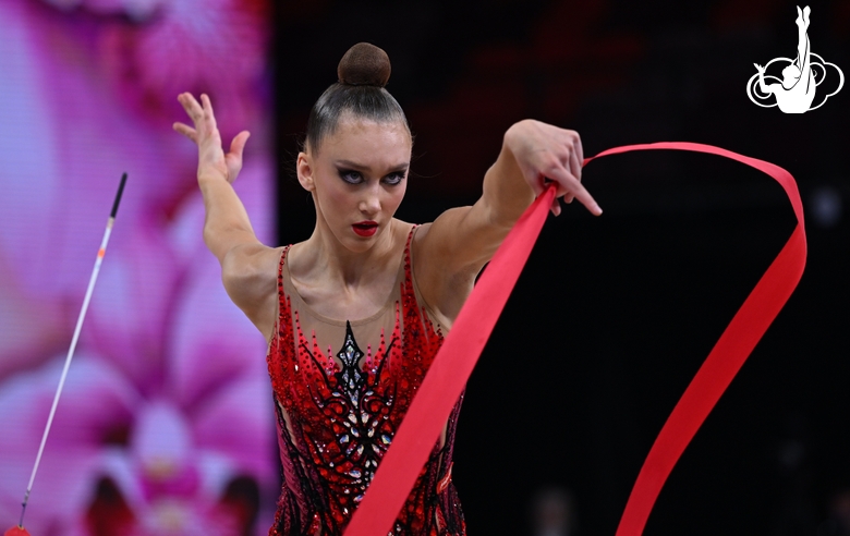 Victoria Bespalova during an exercise with a ribbon