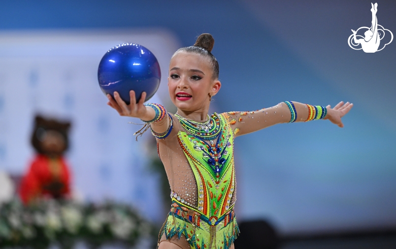 Sofia Bodzhgua during the ball exercise
