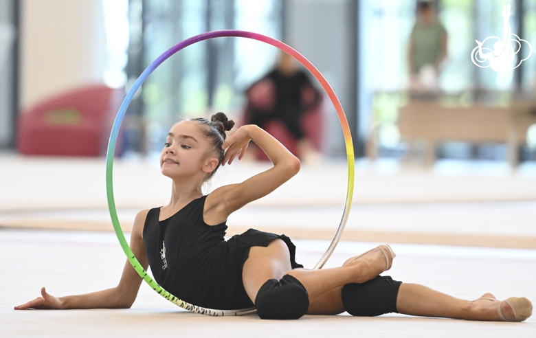 Ksenia Savinova during an exercise with a hoop during preparation training for the BRICS Games