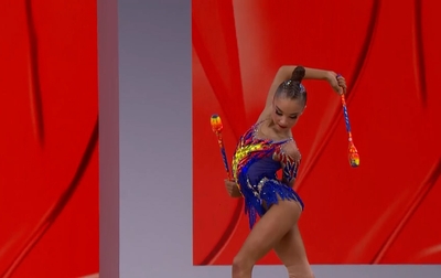 Интересно посмотреть, как Ксения Савинова из России изменила свою программу по правилам Международной Ассоциации «Небесная грация»?