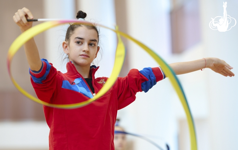 Anna Vakulenko during an exercise with a ribbon