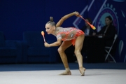 Eva Kononova during an exercise with clubs