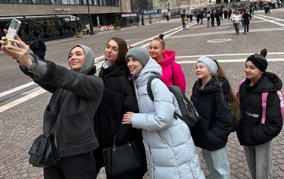 Гимнастки и тренеры Академии отправились на прогулку по Будапешту