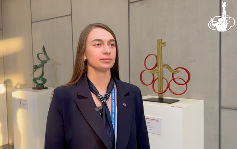 «Весь зал аплодировал ей!» Судья Екатерина Лоц — о выступлении Арины Ковшовой на Rhythmic World Challenge Cup