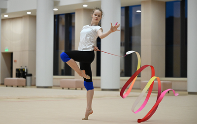 Гимнастки Александра Удодова и Мария Разоренова приехали в Академию