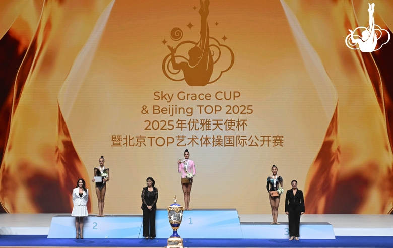 Awards giving to seniors in individual events