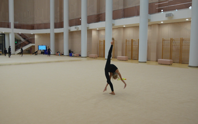 Алина Кабаева делится с Евой Кононовой секретом выполнения именного пируэта в заднее