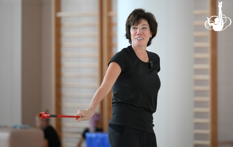 Choreographer Irina Zenovka during the training session in the Academy