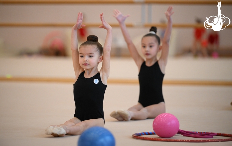 Контрольные нормативы для гимнасток 2020 года рождения прошли в Академии