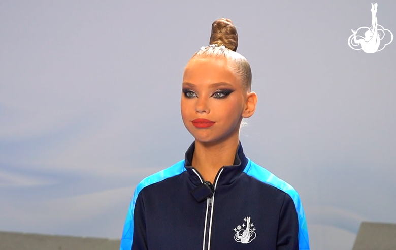 «Хотела порадовать зрителей, себя, Алину Маратовну, тренеров». Ева Кононова — о выступлении на Кубке России