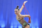 Milena Shchenyatskaya during an exercise with a jump rope