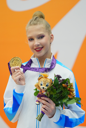 Eva Chevtaeva won a gold medal in the ball routine at the III CIS Games