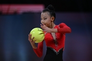 Li Qiannuo during the ball exercise