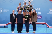 Пьедестал финала в упражнении с мячом среди юниорок