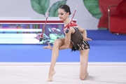 Анна Вакуленко во время упражнения с булавами