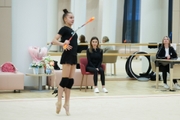 Олимпийская чемпионка Алина Кабаева во время тренировки в Академии