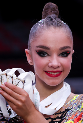 «Надо каждый раз идти вперед и не сдаваться!» Ксения Савинова — об итогах международного турнира «Кубок "Небесная грация"» и Beijing Top Open — 2025