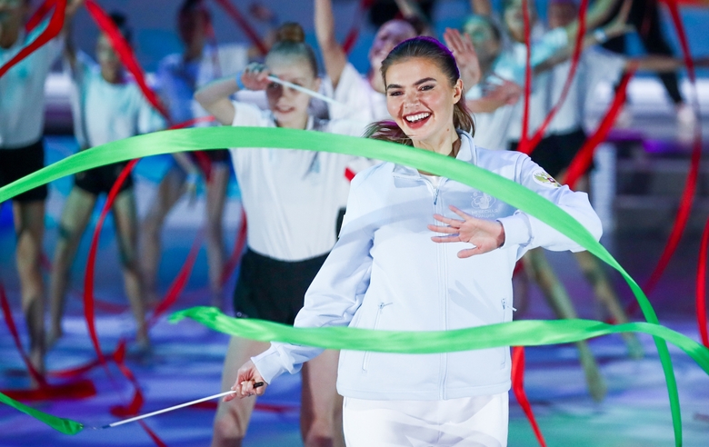 December 16, 2021. Moscow. VTB Arena. Sky Grace Experimental Tournament. Alina Kabaeva