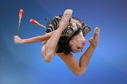Mariia Borisova during the exercise with clubs