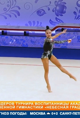 Старт квалификаций с булавами и лентой на чемпионате России. Сюжет «РЕН ТВ»