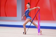 Vera Konopatskaya during the ribbon exercise
