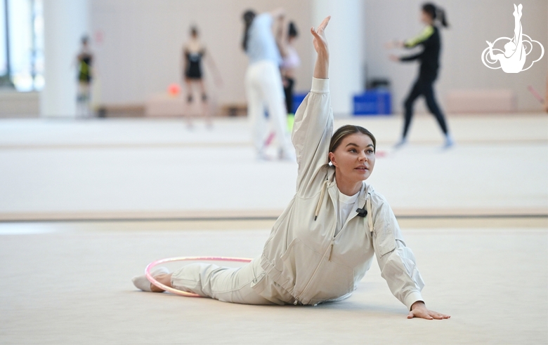 Olympic champion Alina Kabaeva explains the hoop exercise technique