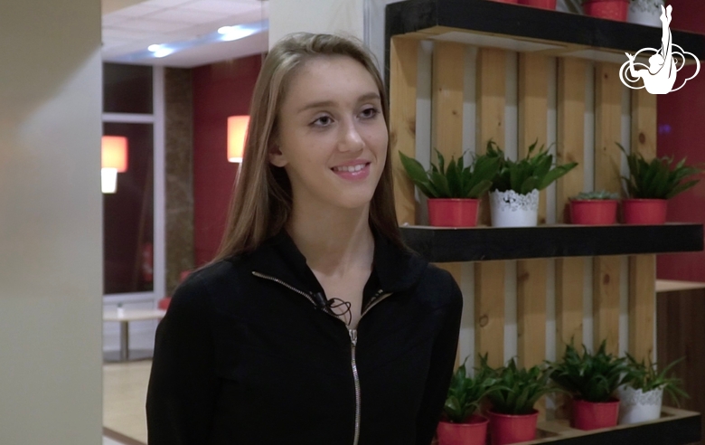 "A great honor and an invaluable experience". Viktoria Bespalova talks about performing for the Sky Grace team in Budapest